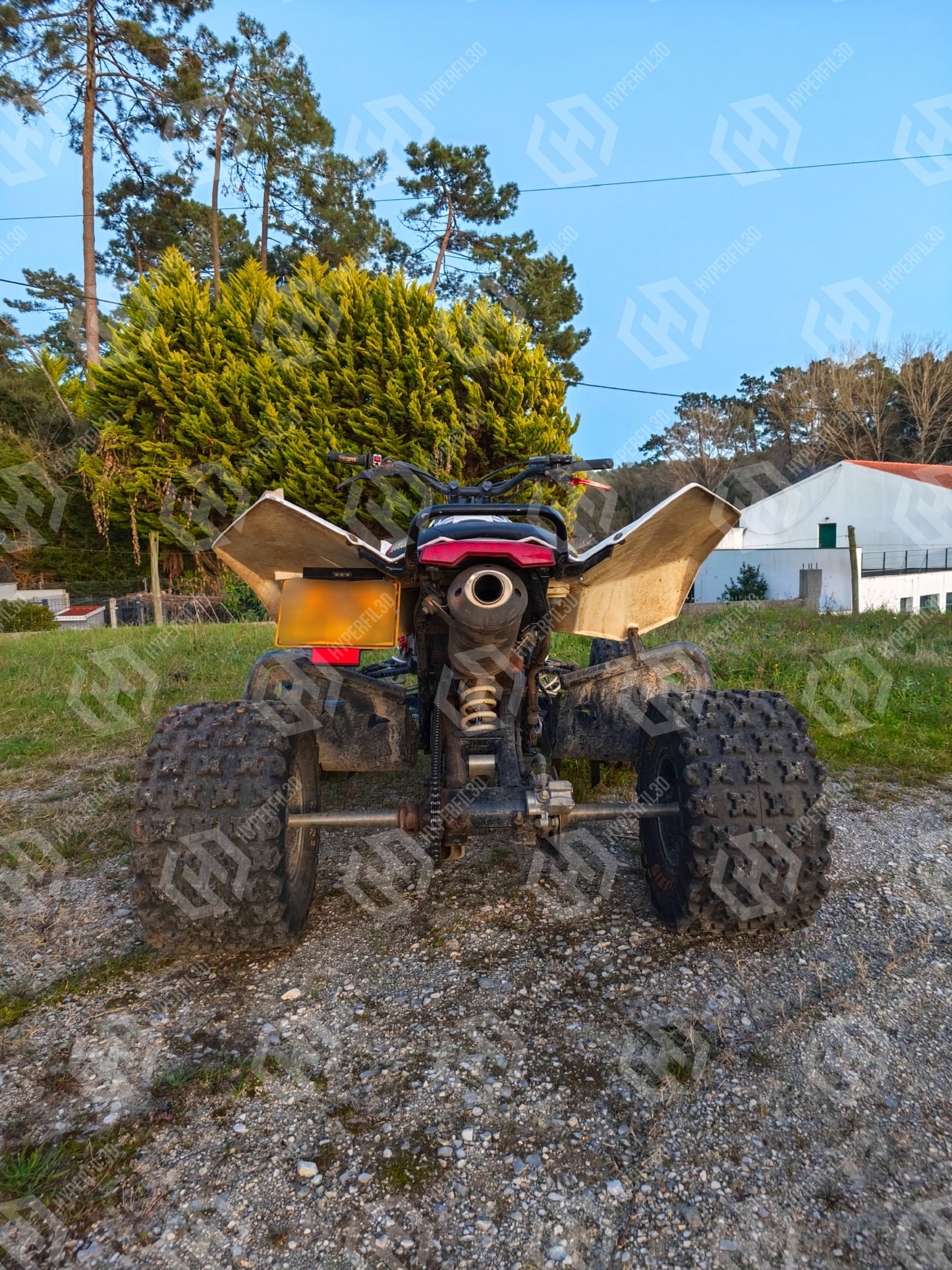 Suporte de Matricula Suzuki LTR 450